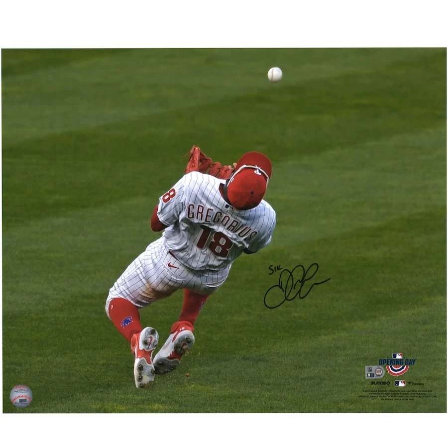 Collectibles & Memorabilia * | Autographed Philadelphia Phillies Didi Gregorius Fanatics Authentic 16 X 20 Over The Shoulder Catch Photograph